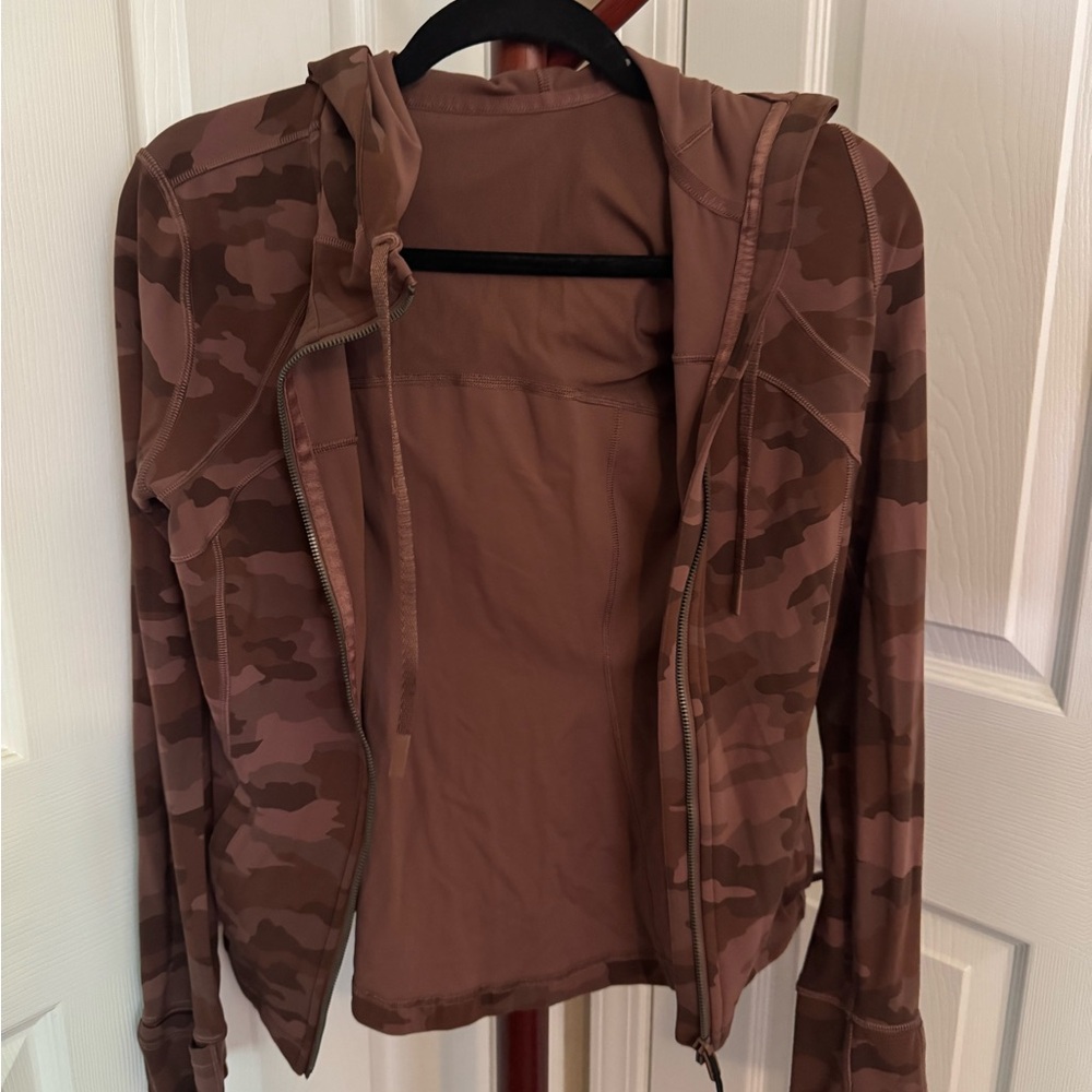 lululemon athletica Brown Utility Jacket Lightweight Camouflage